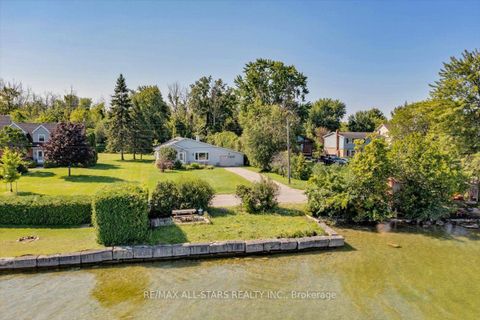 Photo 2 at 35 Lake Drive E, Keswick North, Georgina