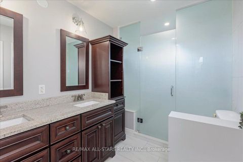 Photo 15 at 35 Lake Drive E, Keswick North, Georgina