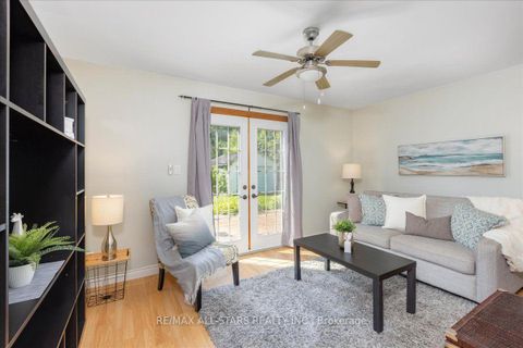 Photo 16 at 35 Lake Drive E, Keswick North, Georgina