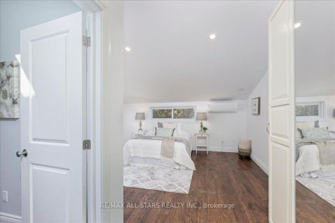 Photo 17 at 35 Lake Drive E, Keswick North, Georgina