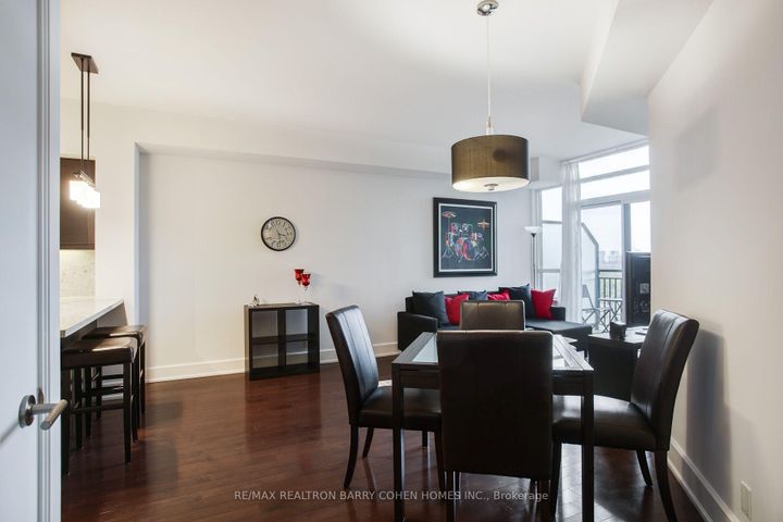 Photo 7 at 616 - 676 Sheppard Avenue E, Bayview Village, Toronto