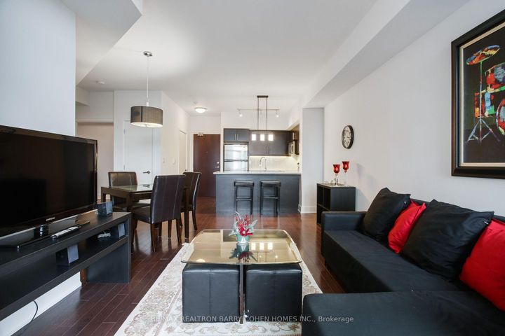 Photo 10 at 616 - 676 Sheppard Avenue E, Bayview Village, Toronto