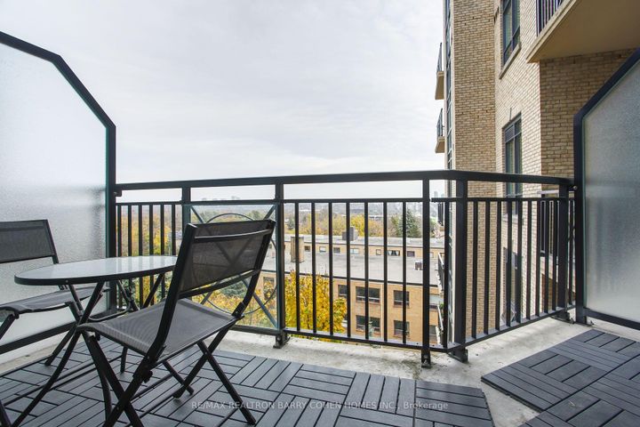 Photo 11 at 616 - 676 Sheppard Avenue E, Bayview Village, Toronto