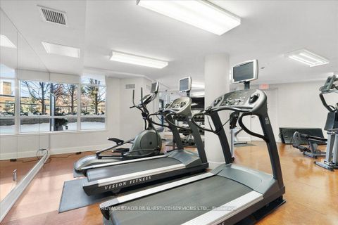 Photo 20 at 616 - 676 Sheppard Avenue E, Bayview Village, Toronto