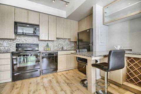 Photo 7 at 1103 - 30 Canterbury Place, Willowdale West, Toronto