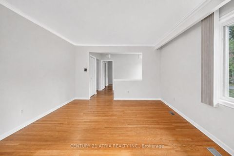 Photo 3 at 69 Olsen Drive, Donalda, Toronto