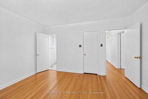 Photo 12 at 69 Olsen Drive, Donalda, Toronto