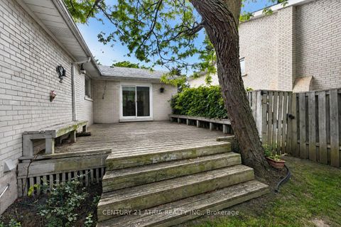 Photo 21 at 69 Olsen Drive, Donalda, Toronto