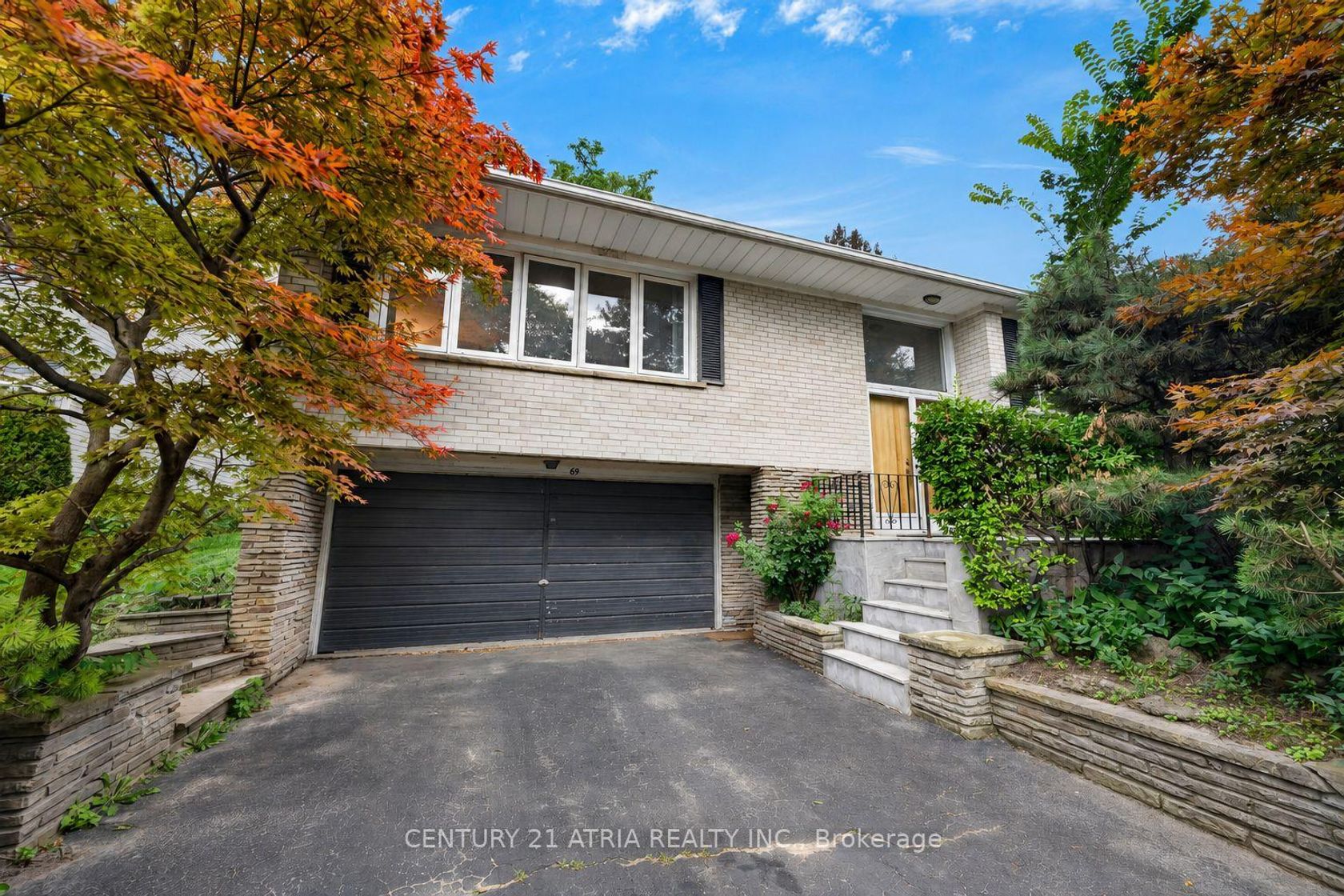 69 Olsen Drive, Donalda, Toronto 