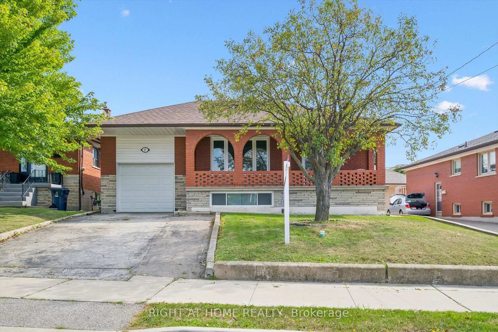 27 Jocada Road, Maple Leaf, Toronto 