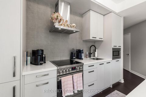 Photo 11 at N122 - 120 Bayview Avenue, Waterfront Communities C8, Toronto