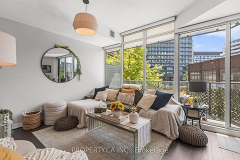 Photo 13 at N122 - 120 Bayview Avenue, Waterfront Communities C8, Toronto