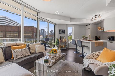 Photo 14 at N122 - 120 Bayview Avenue, Waterfront Communities C8, Toronto
