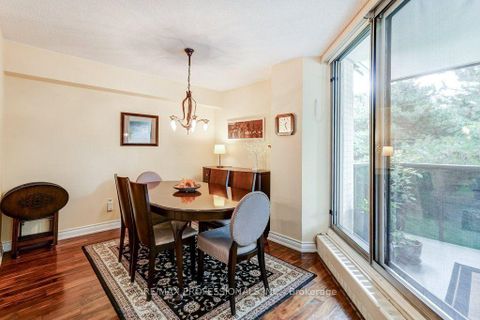 Photo 5 at 112 - 420 Mill Road, West Deane, Toronto