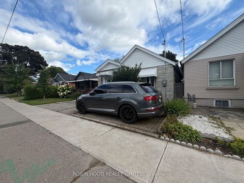 Photo 2 at 329 O'Connor Drive, East York, Toronto