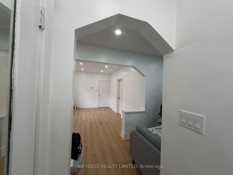 Photo 4 at 329 O'Connor Drive, East York, Toronto