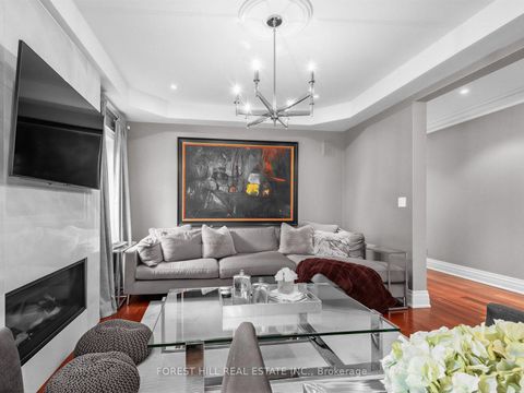 Photo 4 at 101 King High Avenue, Clanton Park, Toronto