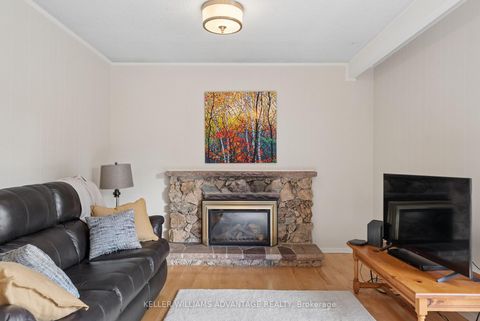 Photo 7 at 128 Holmcrest Trail, Centennial Scarborough, Toronto
