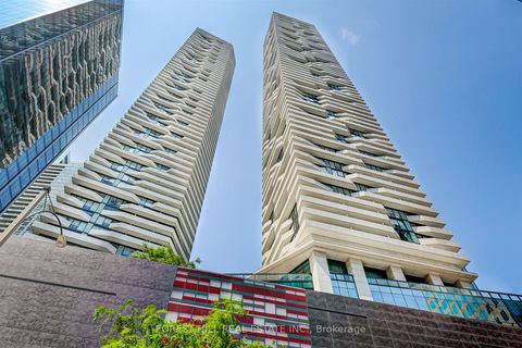 Photo 2 at 5410 - 100 Harbour Street, Waterfront Communities C1, Toronto