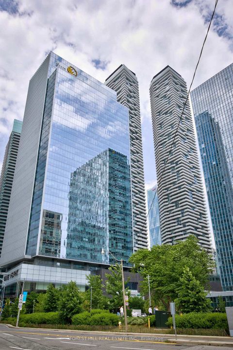 Photo 4 at 5410 - 100 Harbour Street, Waterfront Communities C1, Toronto