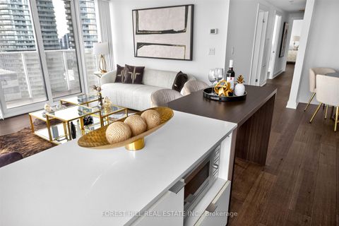 Photo 21 at 5410 - 100 Harbour Street, Waterfront Communities C1, Toronto