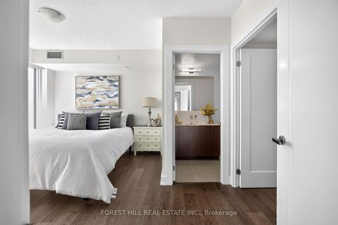 Photo 30 at 5410 - 100 Harbour Street, Waterfront Communities C1, Toronto