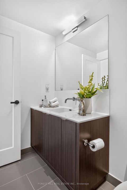 Photo 32 at 5410 - 100 Harbour Street, Waterfront Communities C1, Toronto
