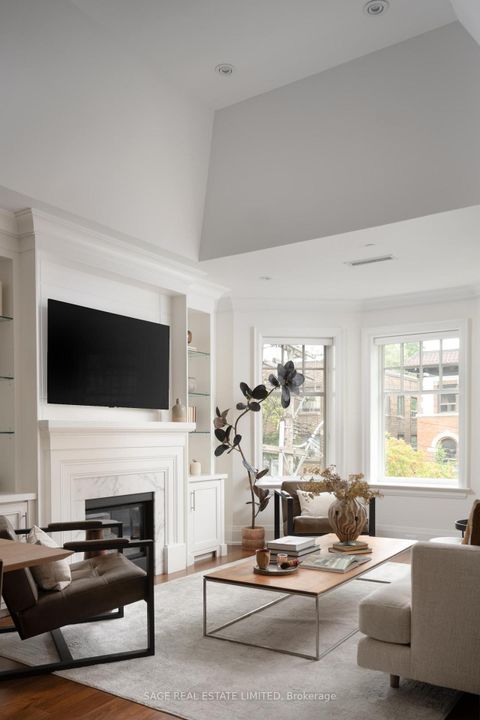 Photo 4 at 3D - 319 Lonsdale Road, Casa Loma, Toronto