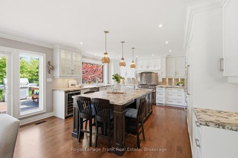 Photo 6 at 5 Craig Court, Bowmanville, Clarington
