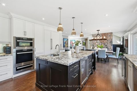 Photo 10 at 5 Craig Court, Bowmanville, Clarington