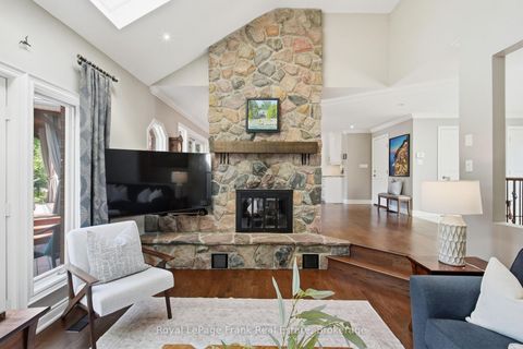 Photo 12 at 5 Craig Court, Bowmanville, Clarington