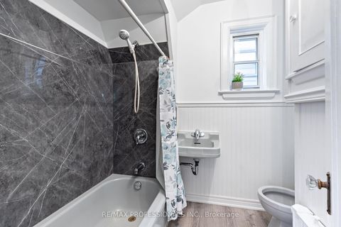 Photo 10 at 502 Jane Street, Bloor West Village, Toronto