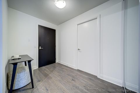 Photo 3 at 405 - 151 Avenue Road, Annex, Toronto