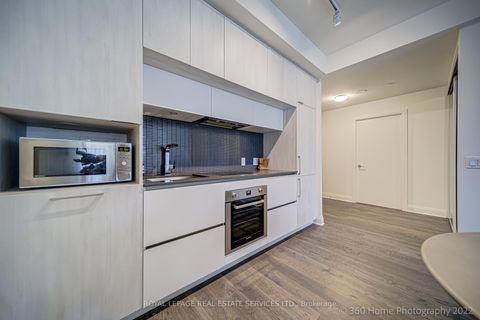 Photo 5 at 405 - 151 Avenue Road, Annex, Toronto