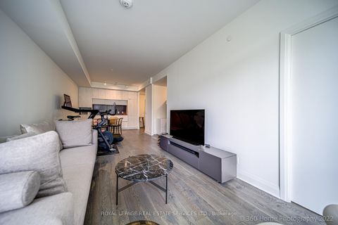 Photo 10 at 405 - 151 Avenue Road, Annex, Toronto
