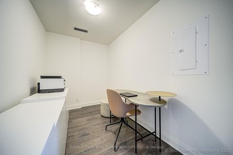Photo 17 at 405 - 151 Avenue Road, Annex, Toronto