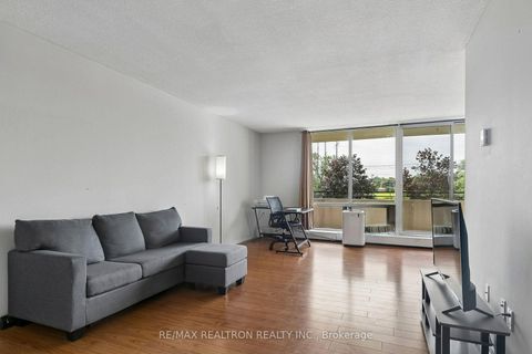 Photo 7 at 205 - 101 Prudential Drive, Dorset Park, Toronto