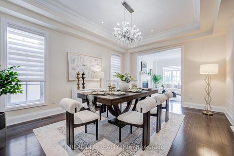 Photo 4 at 421 Flamingo Road, Uplands, Vaughan