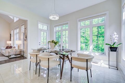 Photo 11 at 421 Flamingo Road, Uplands, Vaughan