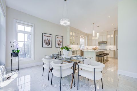 Photo 12 at 421 Flamingo Road, Uplands, Vaughan