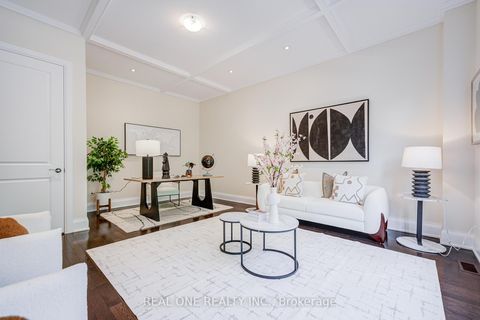 Photo 16 at 421 Flamingo Road, Uplands, Vaughan