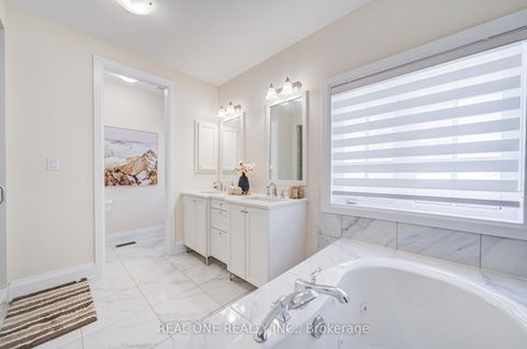 Photo 21 at 421 Flamingo Road, Uplands, Vaughan