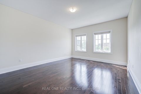 Photo 28 at 421 Flamingo Road, Uplands, Vaughan