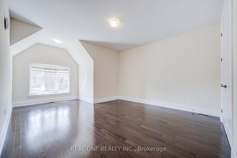 Photo 30 at 421 Flamingo Road, Uplands, Vaughan