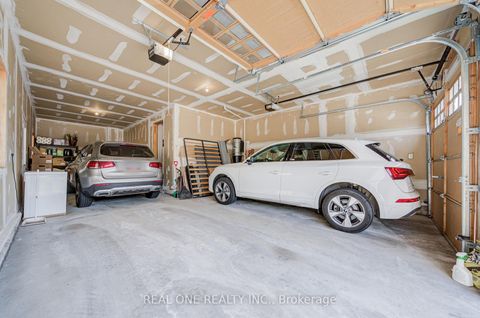 Photo 45 at 421 Flamingo Road, Uplands, Vaughan