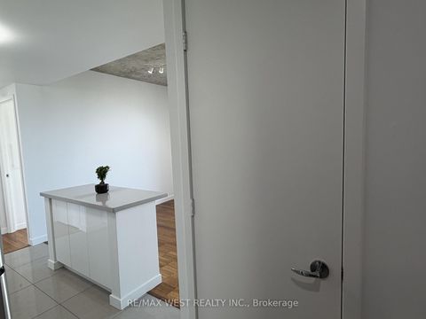 Photo 2 at 2408 - 281 Mutual Street, Yonge Corridor, Toronto