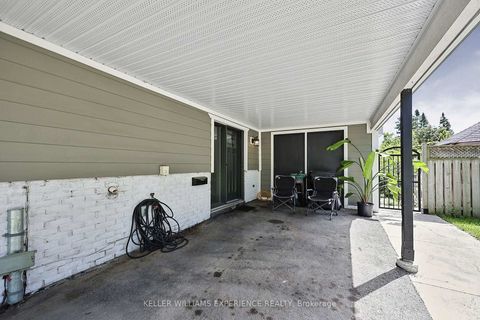 Photo 18 at 29 Collete Crescent, Cundles East, Barrie