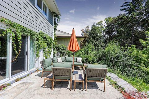 Photo 19 at 29 Collete Crescent, Cundles East, Barrie