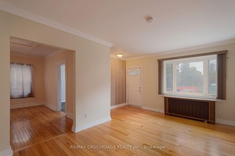Photo 5 at 218 Gledhill Avenue, Lumsden, Toronto