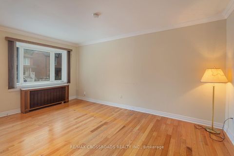 Photo 7 at 218 Gledhill Avenue, Lumsden, Toronto